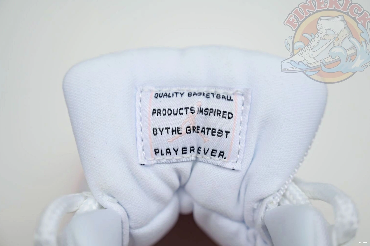 WMNS Low Jordan Jordan 11 Air 0827